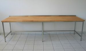 Arbeitstisch mit Buchenholztischplatte