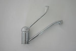 Einhebel-Mischbatterie mit langem Armhebel, Hochdruck